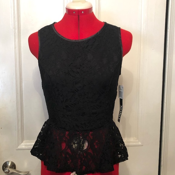 NWT XOXO sleeveless lace Peplum black top S/M - Picture 2 of 5